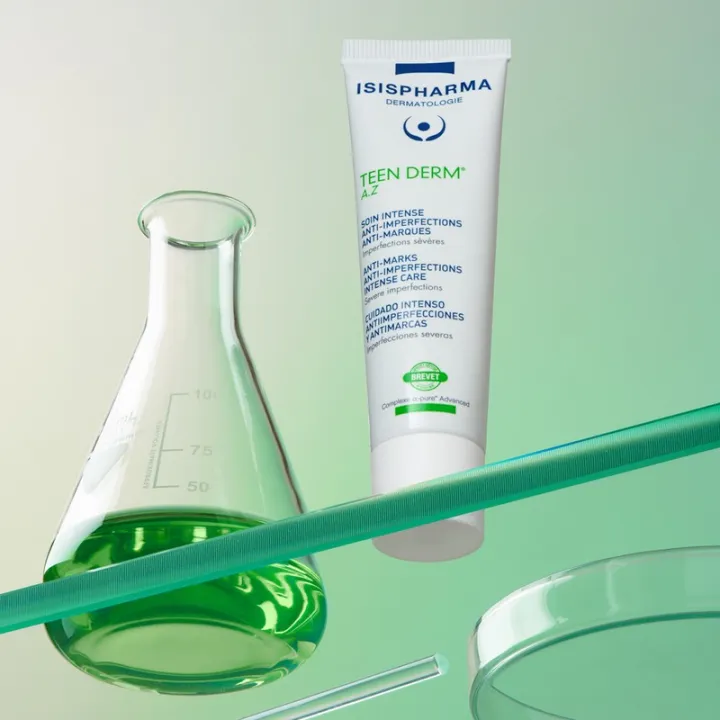 Isispharma Teen Derm A.Z Trattamento intensivo anti-imperfezioni e segni 30 ml
