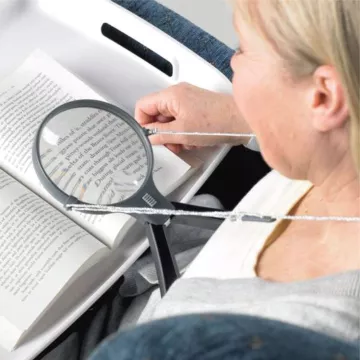 Hands Free Illuminated Magnifier